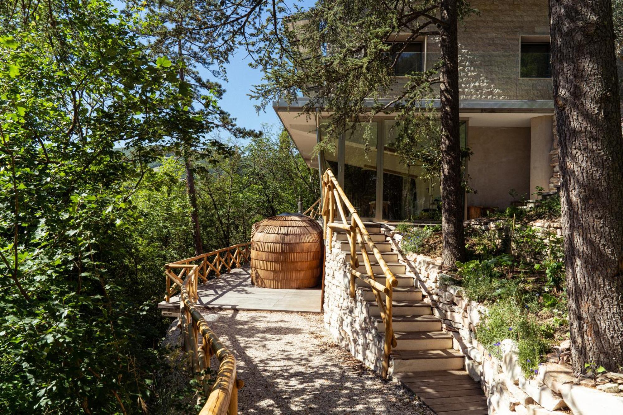 La Forestale Luxury Ecolodge Piano Terra- Appt アックアラーニャ エクステリア 写真