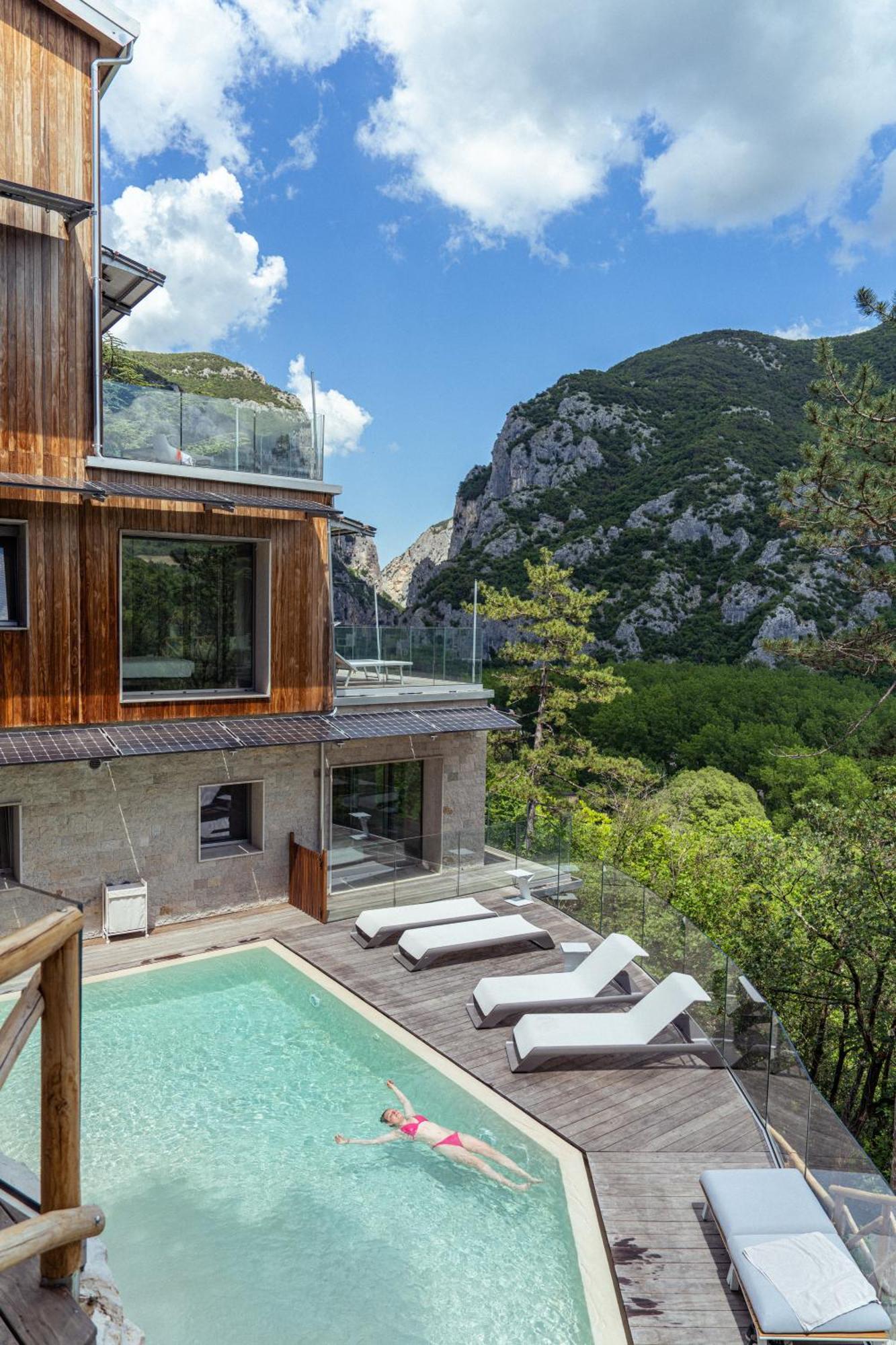 La Forestale Luxury Ecolodge Piano Terra- Appt アックアラーニャ エクステリア 写真