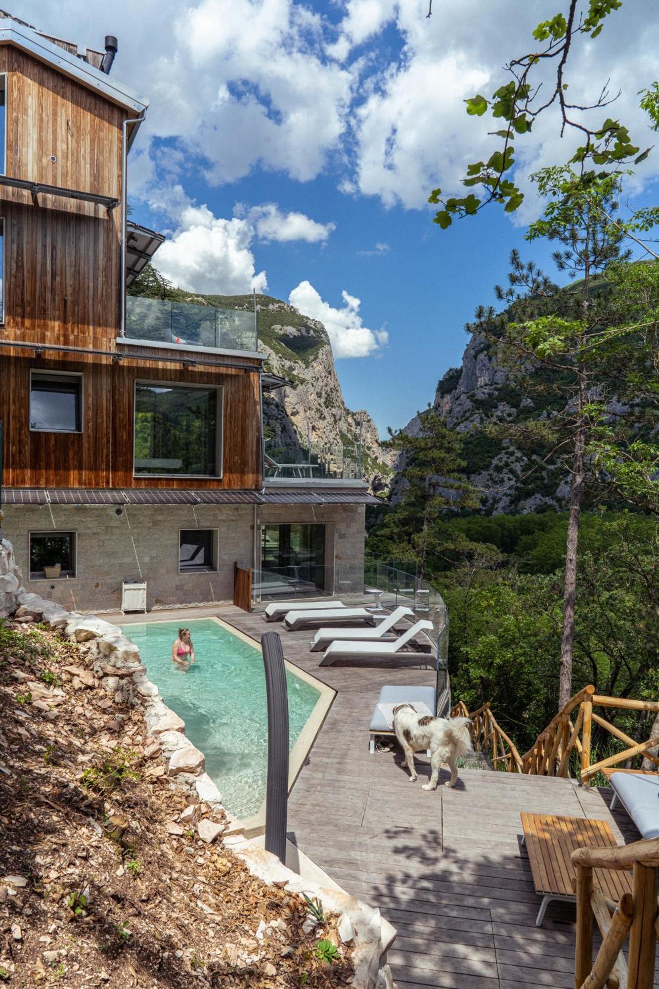 La Forestale Luxury Ecolodge Piano Terra- Appt アックアラーニャ エクステリア 写真